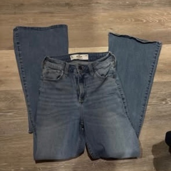Flare jeans - Picture 1 of 3